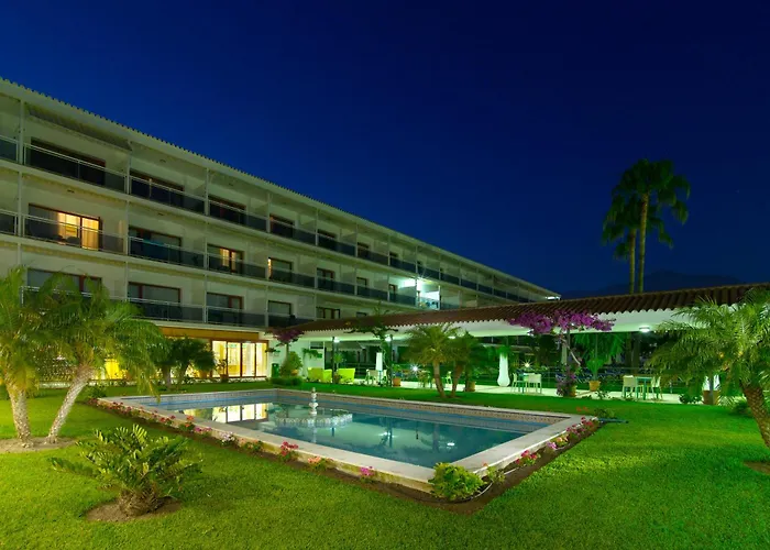 De (adults Only) Hotel 4*