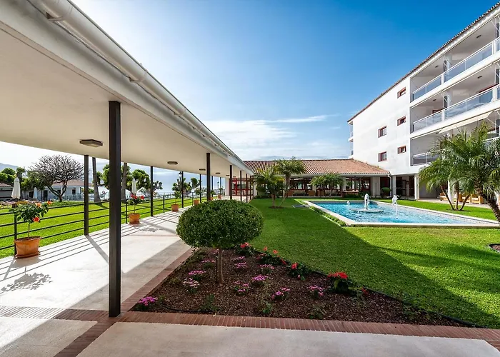 De (adults Only) Hotel 4*