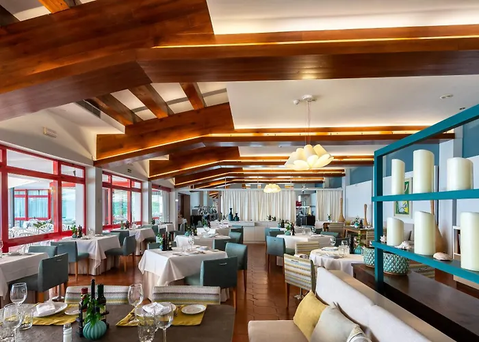 De (adults Only) Hotel 4*