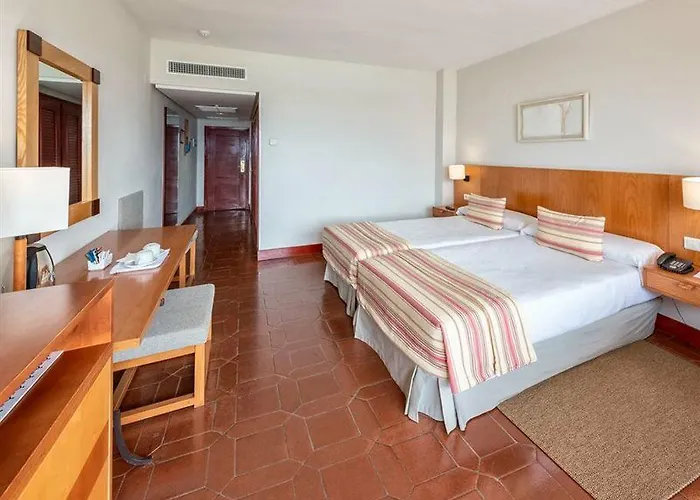 De (adults Only) Hotel 4*