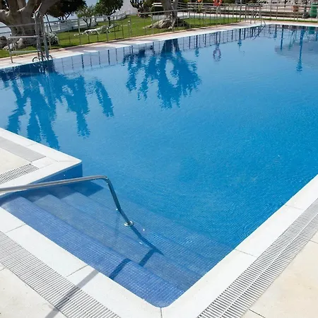 De (adults Only) Otel 4*
