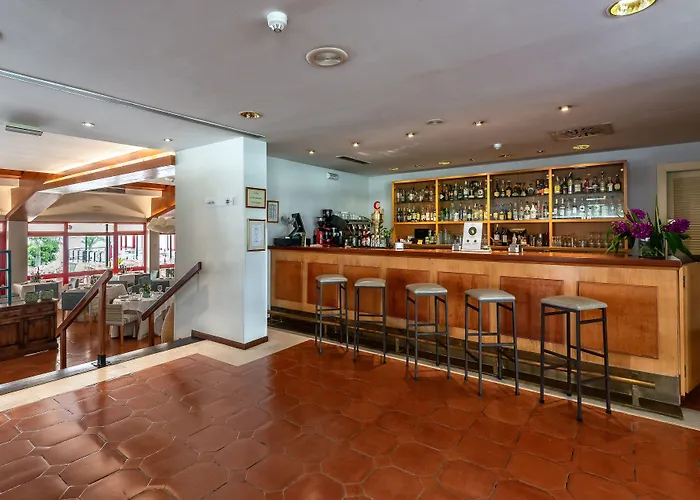 De (adults Only) Hotel 4*