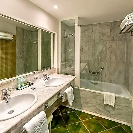 De (adults Only) Hotel 4*