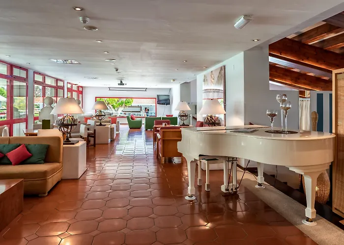 De (adults Only) Нерха